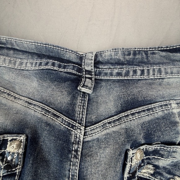 Fire & Rain Boyfriend Short Women's Plus 22 Mid Rise Stretch Bermuda Rhinestone - Picture 10 of 14